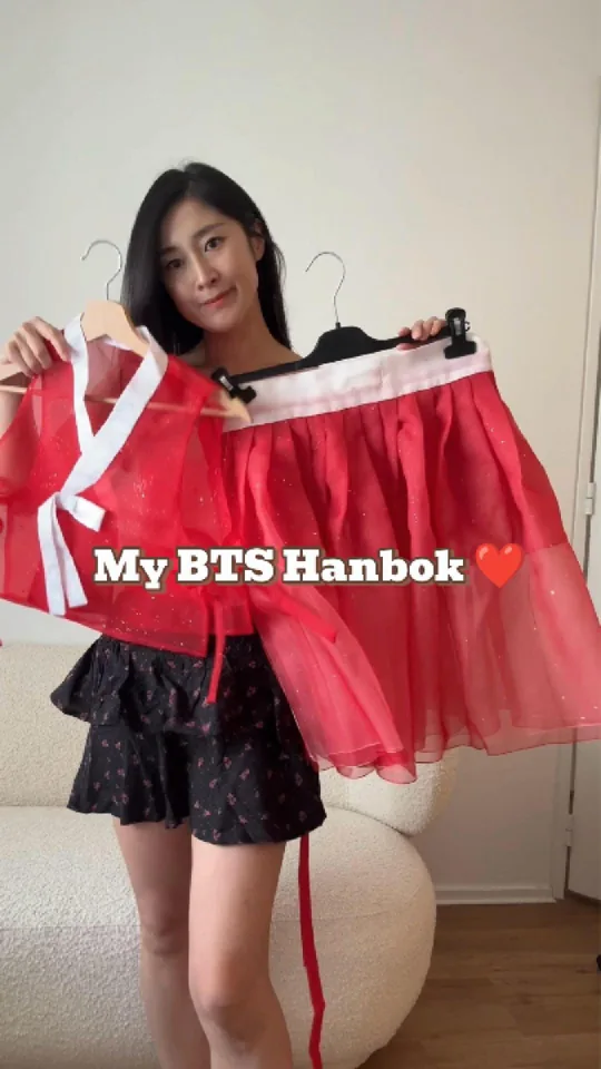 HANDPLUS · le hanbok rouge